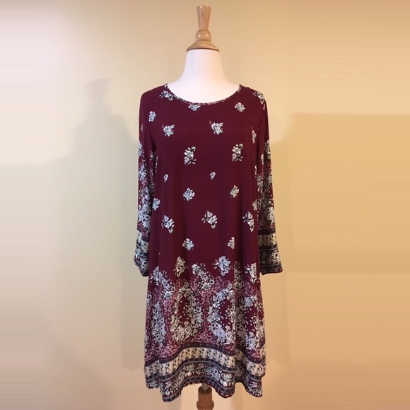 Boho Burgundy Floral 3/4 Sleeve Shift Dress - Picture 5 of 8